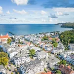 Villa Hildegard-Strandnaehe - Balkon-Im Zentrum Von Binz 7