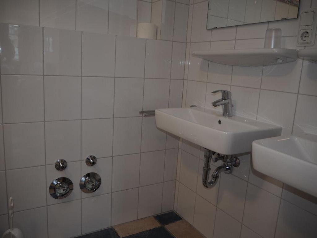 Apartment Hildegard-strandnaehe - Balkon-im Zentrum Von 7 Ostseebad Binz