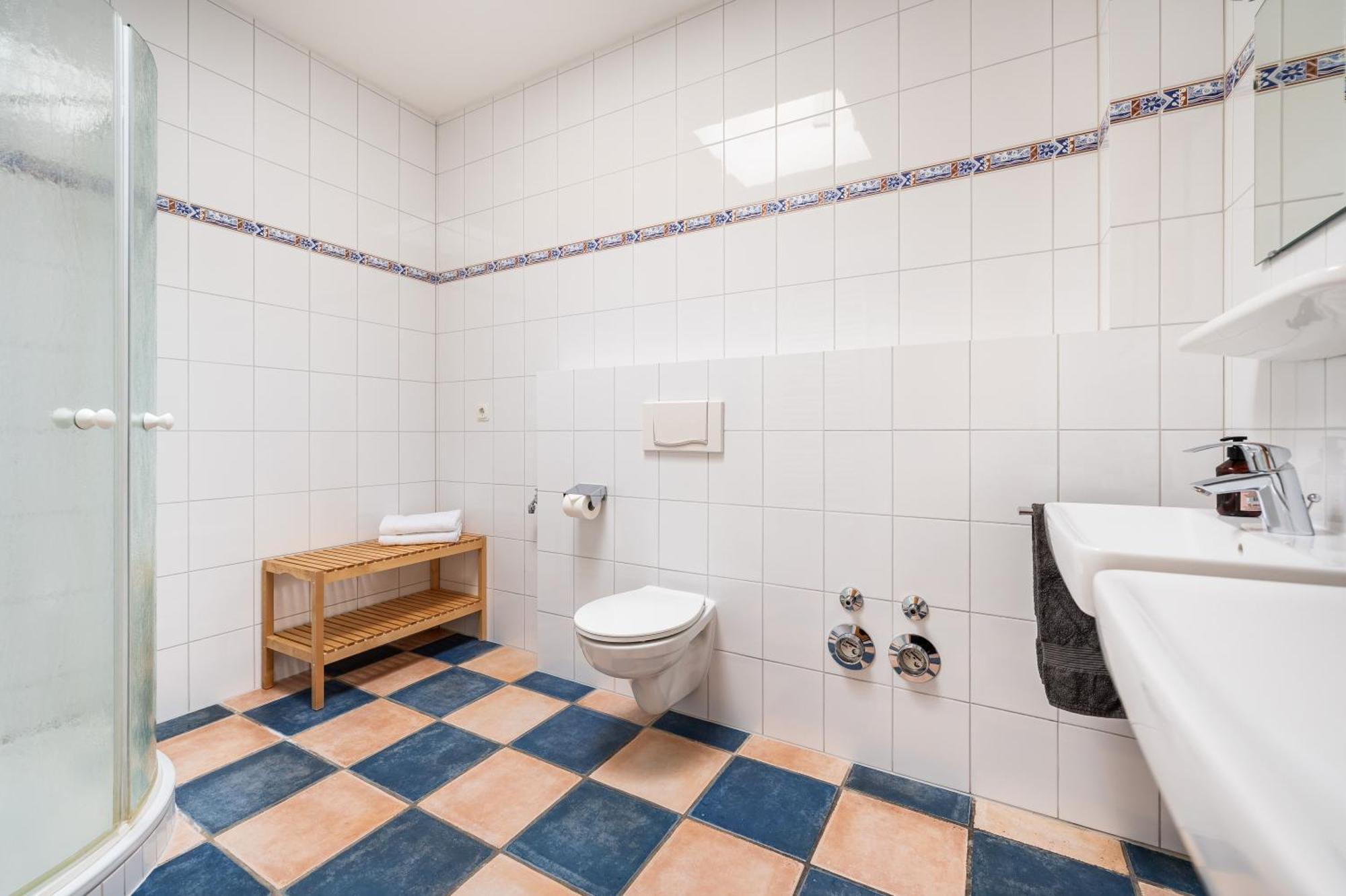 Apartment Hildegard-strandnaehe - Balkon-im Zentrum Von 7 *