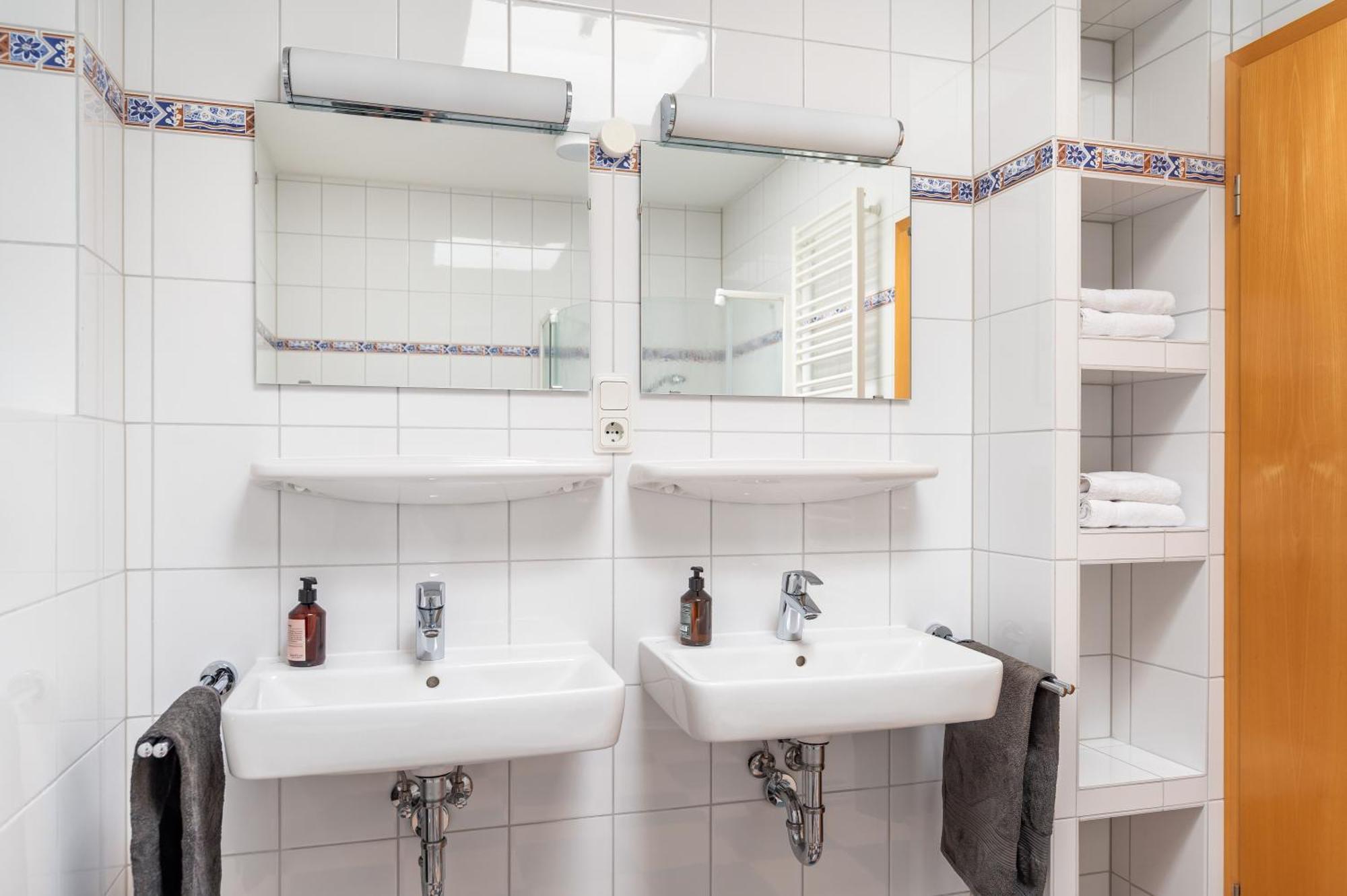 Hildegard-strandnaehe - Balkon-im Zentrum Von 7 Apartment